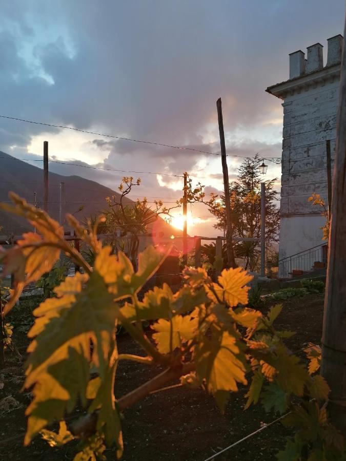 Bed and Breakfast La Torretta Bianca Cava deʼ Tirreni Exterior foto